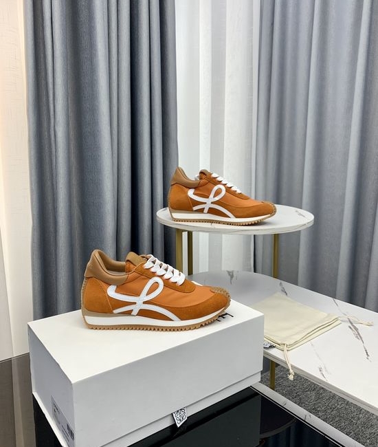 Loewe Classic Comfortable Casual Training Shoes with Premium Materials