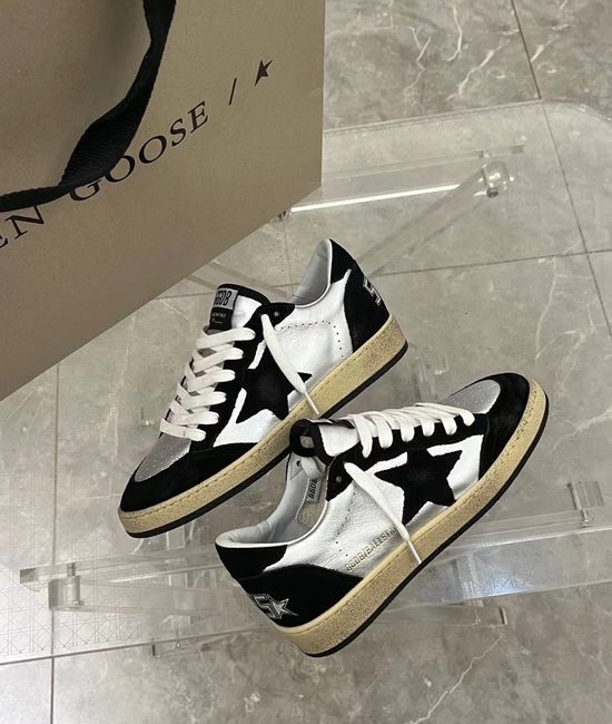 Golden Goose GGDB Black-Tail Silver Ballstar , Premium Craftsmanship