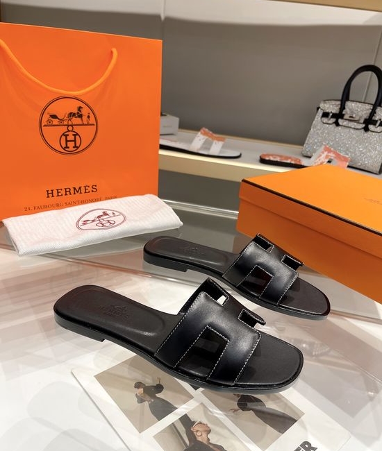 Hermes Premium Handcrafted Leather Slides With Soft Comfortable Sole
