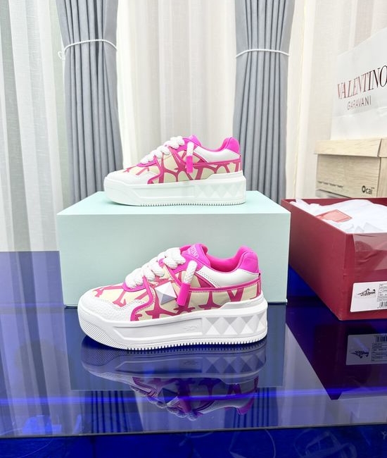 Valentino Premium Thick Sole Leather Casual Fashion Shoes