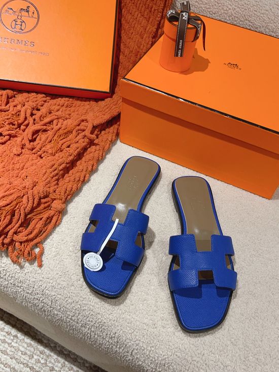 Hermes Classic Slip On Leather Sandals Versatile Comfortable Footwear