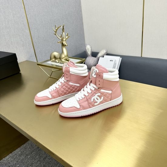 Chanel Diamond Buckle High Top Casual Shoes with Quilted Detail