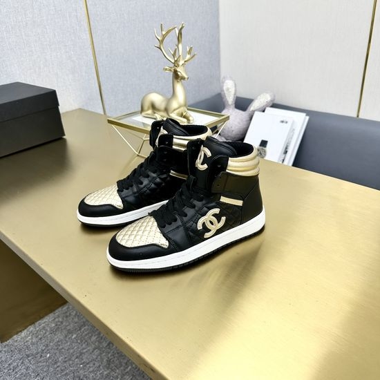 Chanel Diamond Buckle High Top Casual Shoes with Quilted Detail