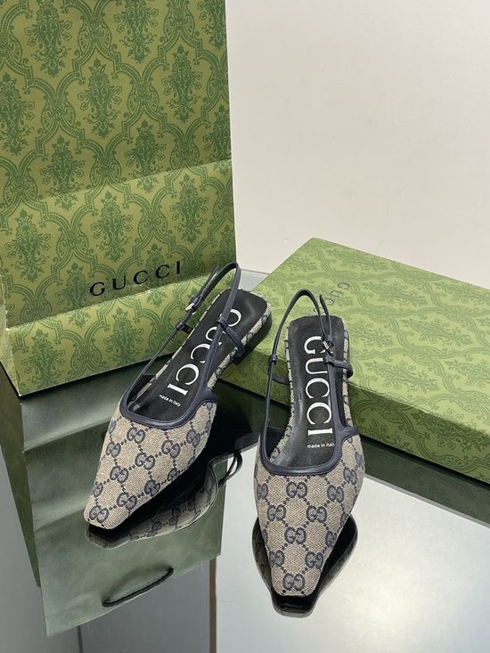 Gucci Classic Monogram Lace-up Casual Flat Shoes Comfortable Lining