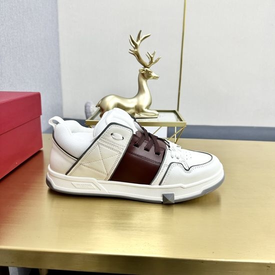 Valentino Premium Thick Sole Rivet Embellished Leather Casual Shoes