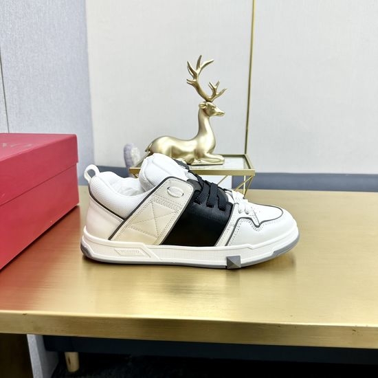 Valentino Premium Thick Sole Rivet Embellished Leather Casual Shoes