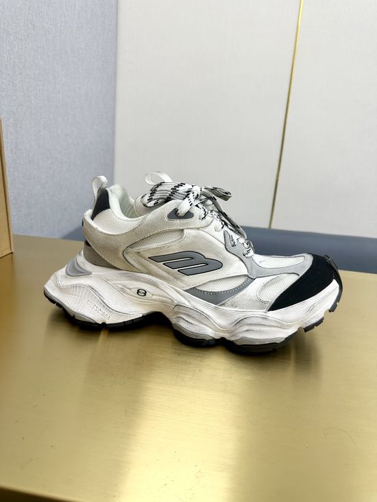 Balenciaga Chunky Sneakers Breathable Mesh Upper Lightweight Non-slip Sole