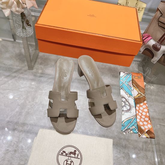 Hermes Block Heel Calfskin Slides Comfortable Elegant Casual Footwear
