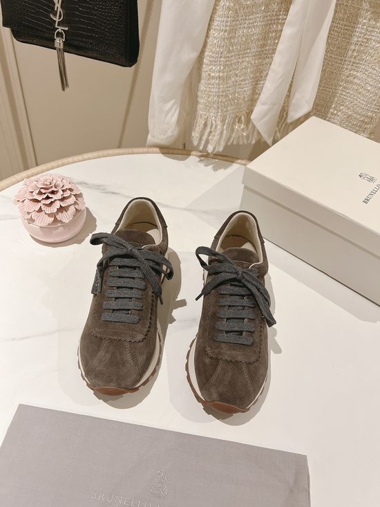 Brunello Cucinelli Classic Suede Sneakers Comfortable Lightweight Casual Footwear