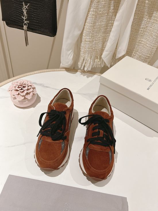 Brunello Cucinelli Classic Suede Sneakers Comfortable Lightweight Casual Footwear