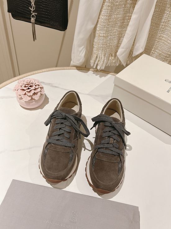 Brunello Cucinelli Classic Suede Sneakers Comfortable Lightweight Casual Footwear