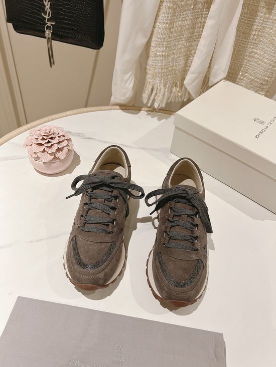 Brunello Cucinelli Classic Suede Sneakers Comfortable Lightweight Casual Footwear
