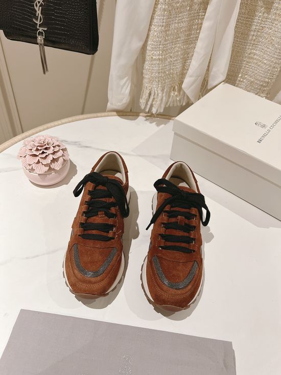 Brunello Cucinelli Classic Suede Sneakers Comfortable Lightweight Casual Footwear