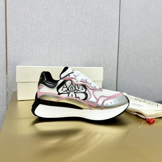 McQueen Comfortable Mesh Patent Leather Casual Running Shoes