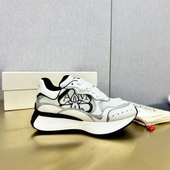 McQueen Comfortable Mesh Patent Leather Casual Running Shoes