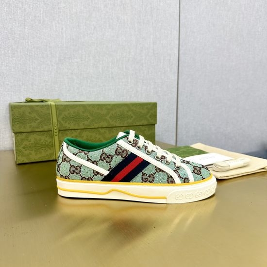 Gucci Classic Low Top Canvas Shoes Comfortable Casual Sneakers
