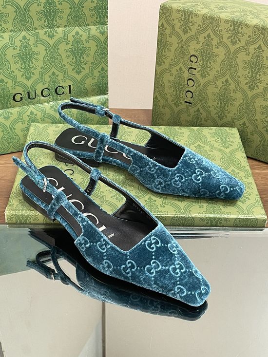 Gucci Embroidered Velvet Flat Comfortable Back Strap Shoes
