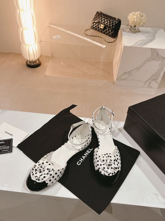 Chanel Camellia Decor Comfortable Leather Casual Flat Shoes