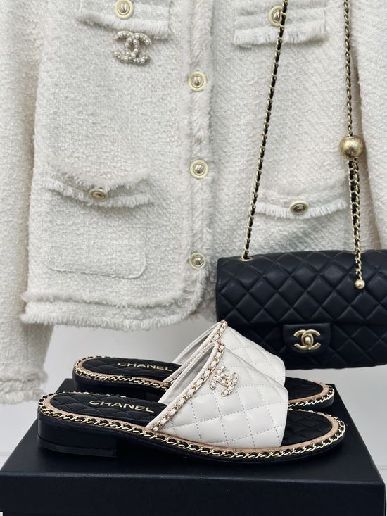 Chanel Chain Decor Block Heel Slides Premium Sheepskin Upper