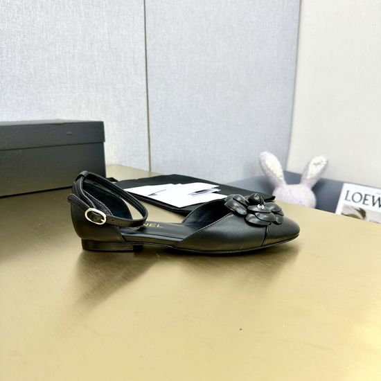 Chanel Handmade Camellia Sheepskin Comfortable Fashion Sandals