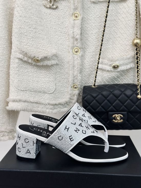 Chanel Rhinestone Flip Flops Sparkly Durable Anti-fall Diamond