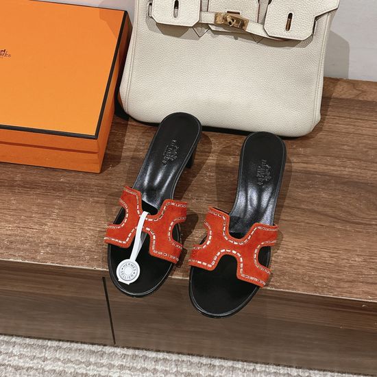 Hermes Low Heel Premium Leather Sandals Elegant Comfortable Footwear