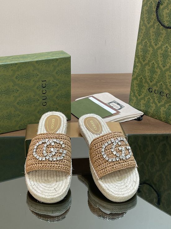 Gucci Woven Raffia Thick Sole Slides with Decorative Buckle