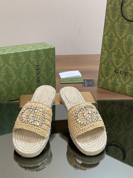 Gucci Woven Raffia Thick Sole Slides with Decorative Buckle