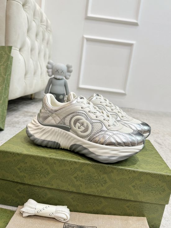 Gucci Premium Leather Sneakers With 3D Decorative Details Classic Design