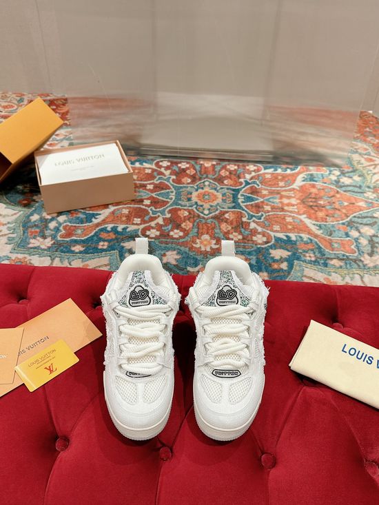 Louis Vuitton Premium Leather Skate Sneakers Breathable Casual Comfortable Footwear