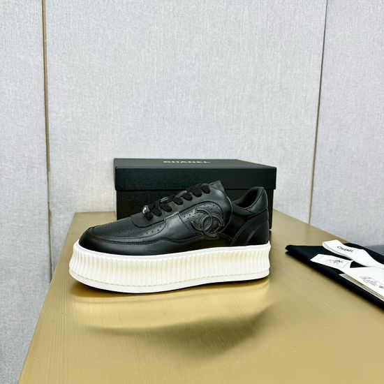 Chanel Breathable Casual Sports Sneakers Comfortable Versatile Daily Shoes