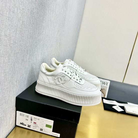 Chanel Breathable Casual Sports Sneakers Comfortable Versatile Daily Shoes