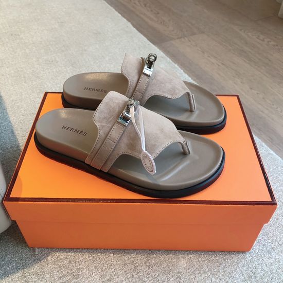 Hermes Lightweight Height Lifting Slippers Breathable Casual Stylish Comfortable