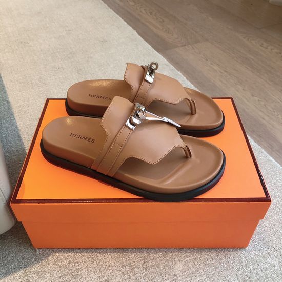 Hermes Lightweight Height Lifting Slippers Breathable Casual Stylish Comfortable