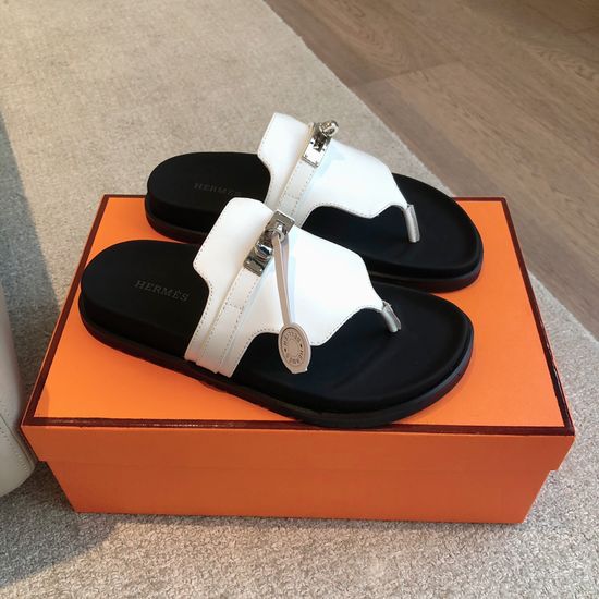 Hermes Lightweight Height Lifting Slippers Breathable Casual Stylish Comfortable