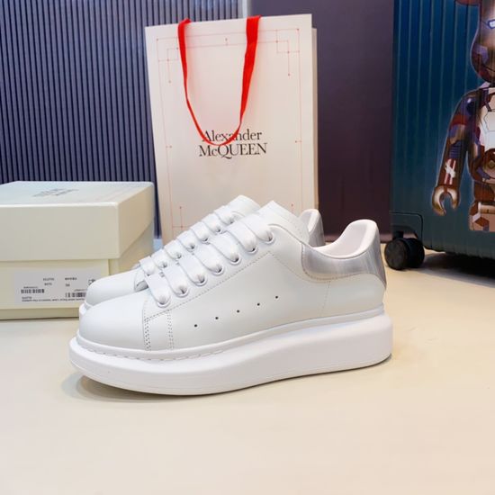 McQueen High Quality Silk Leather Casual Walking Shoes