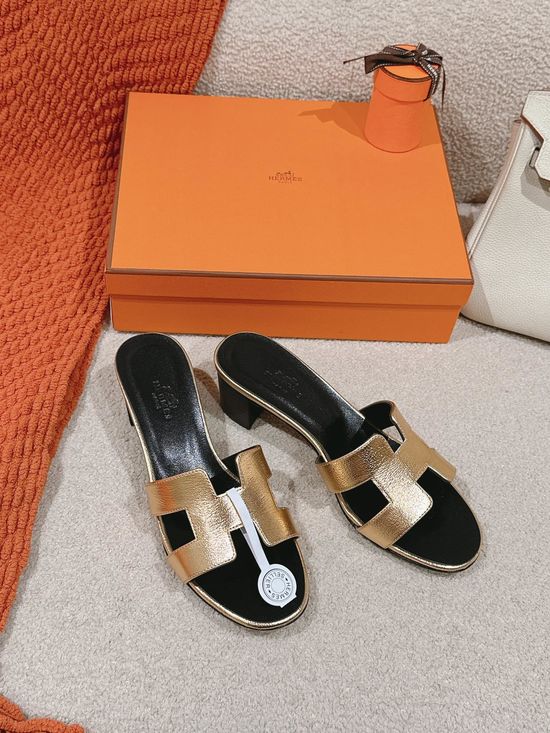 Hermes Elevated Comfort Leather Sandals with Scarf Set