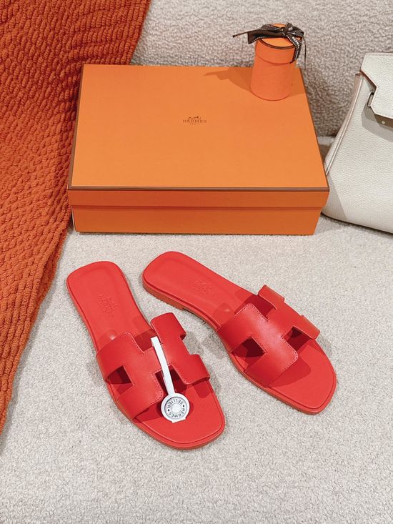 Hermes Flat Cowhide Slide Sandals Casual Comfortable Footwear