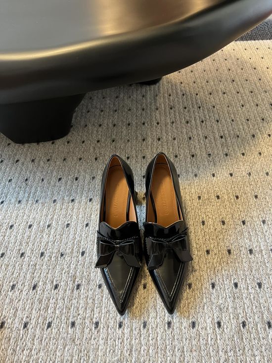 ShushuTon Bow Decor Patent Leather Upper Classic Mary Jane Shoes