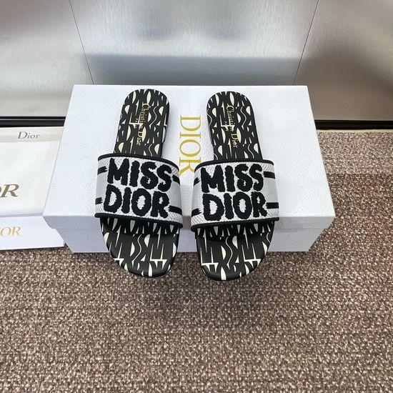 Christian Dior CD Embroidered Cylindrical Heel Sandals with Classic Logo