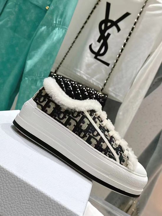 Christian Dior Embroidered Fleece Lined Platform Casual Sneakers