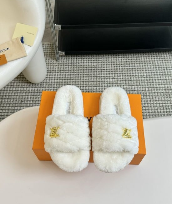 Louis Vuitton LV Thick-soled Diamond-studded Wool Slippers