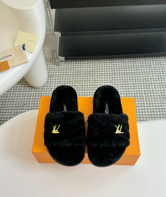 Louis Vuitton LV Thick-soled Diamond-studded Wool Slippers