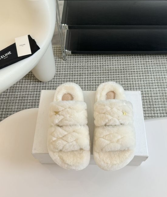 Celine Thick Sole Flip Flop Wool Slippers Wear-resistant Sole