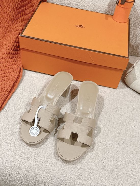 Hermes New Color Leather Sandals with Complimentary Scarves