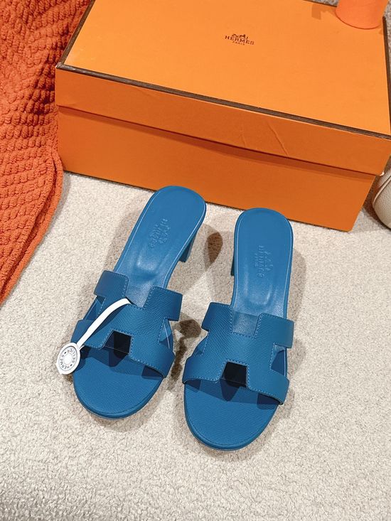 Hermes New Color Leather Sandals with Complimentary Scarves