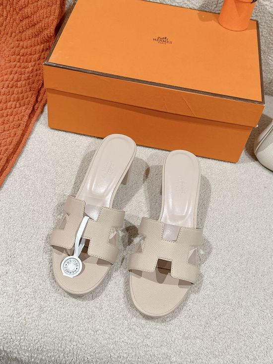 Hermes New Color Leather Sandals with Complimentary Scarves