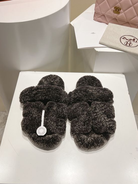 Hermes Curly Genuine Wool Comfortable Casual House Slippers