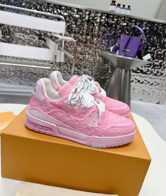Louis Vuitton LV Premium Washed Leather Retro Basketball Sneakers Comfortable Non-slip