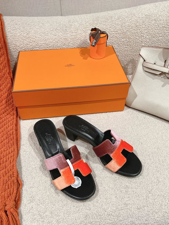 Hermes New Color Leather Sandals with Complimentary Scarves